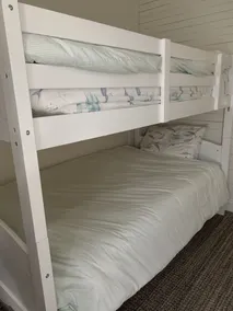 Nyrenoveret privat strand ejendom i hjertet af Sylvan Beach! - Image 4