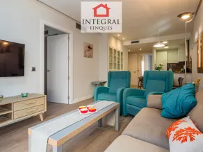 Moderne Wohnung mit Balkon, WLAN, Parkplatz, 150m vom Strand entfernt - Image 4