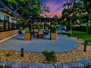 SWEET HOME With Private Pool, Patio,& Huge backyard. - Image 5