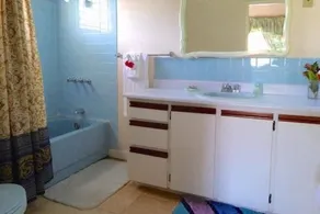 3 Bedroom villa with pool on private gated community - Image 2