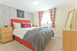 Harley House - Image 5