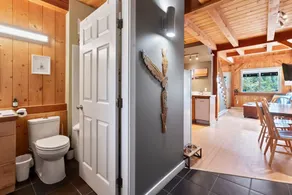 Bear Coast, Cabin with Hot Tub, Patio, and Waterview - Image 2
