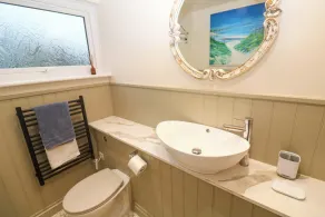 THE POOP DECK, pet friendly, country holiday cottage in Coverack - Image 3