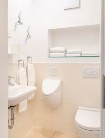 Comfortable and luxurious apartment with a great sea view and located directly i - Image 4