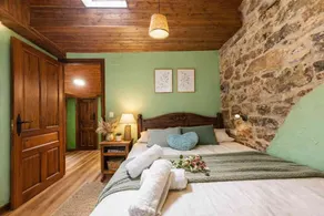 Montegrande Apartment Surrounded by Mountains with Shared Terrace and Wi-Fi - Image 2