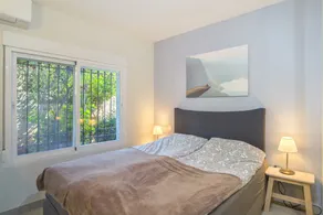 Miraflores Sea View Apartment with Garden - Image 5