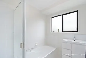 All Decked Out Goolwa Beach Pet Friendly - Image 2