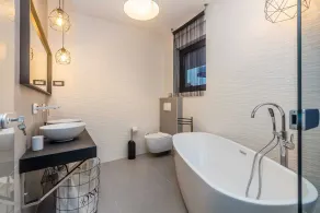 Apartamento de lujo NOA con piscina y bañera de hidromasaje - Image 2