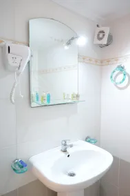 2-Bedroom Apartment in Saranda - Image 5