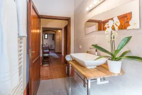 Wonderful private villa for 10 people with WIFI, A/C, private pool, TV and pets allowed - Image 3