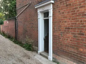 Victorian Townhouse in Beverley - Image 4