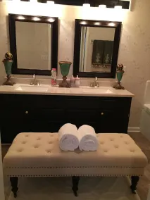 Exquisite 2BR Luxury Suite  Prime Greenville Location - Image 5