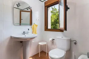Finca vicino a Pizarra, vicino a Malaga e al mare, piscina, WiFi, tutte le camere hanno il proprio bagno - Image 4
