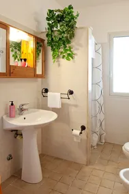 Villa „Kaukana“ mit privatem Pool, WLAN und Klimaanlage - Image 2