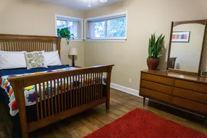 Cozy Cottage only steps away from Downtown Brevard! - Image 4