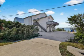 Directly on Intracoastal Sunsets on the East Coast, king beds in every bedroom! - Image 4