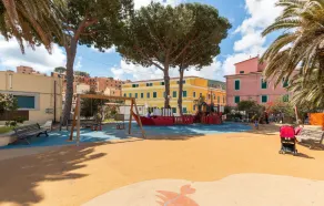 1 Bedroom Beach Front Apartment In Nisportino - Image 4