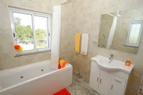 Lys villa med pool i Albufeira - Image 3