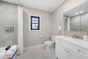 Private 1BR Apt, WiFi, Reliable, Near NYC - Image 3