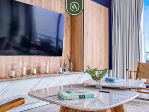 Luxury Oceanfront 3 BR Condo with Balcony - Image 2