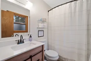 Luxury stay cabin EV ready, hot tub, fast wifi, sunroom, firepit & free cleaning - Image 2