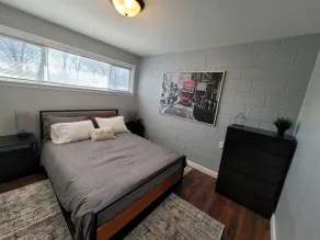 Newly remodeled 1 Bedroom apartment - Image 4