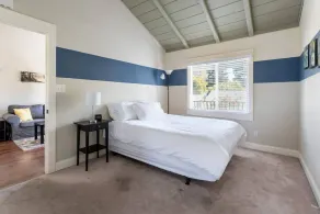 Spacious, Soaring Ceilings, Near Downtown MV, GOOG - Image 4
