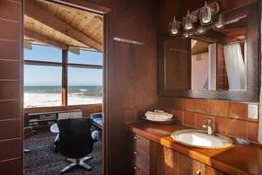 Oceanfront Cottage : 1  BR, 1  BA House in Cambria, Sleeps 2 - Image 2