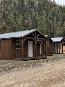 Feel like home in our cozy, perfectly equipped Dry Cabins - Image 5