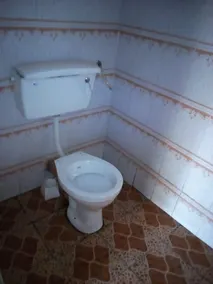 Maureen's Hotel - Image 4