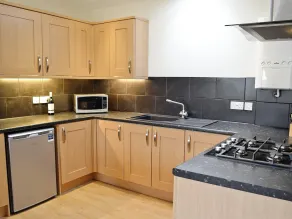 2 bedroom accommodation in Winterbourne Steepleton, near Dorchester - Image 5