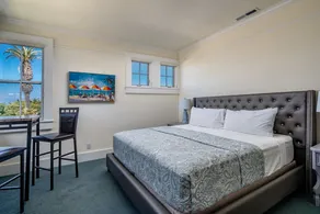The White House - Pacific Grove Beach House - Oceanfront Lovers Point - Image 5