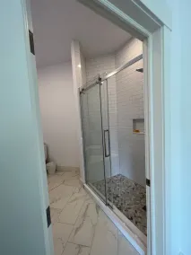 Upper level end unit - Image 5