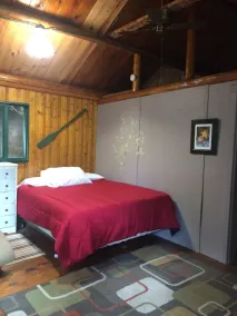 One Bedroom \"Honeymoon Suite\" - Perfect For A Couple - Olive the Lake Cottage #6 - Image 2