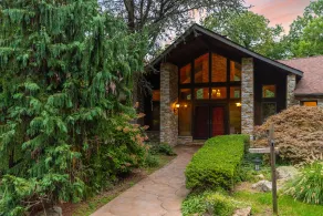 Private INDOOR HEATED POOL + Hot Tub + Game Room - Family Friendly - Image 3