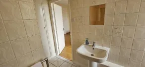 Brondesbury Apartment - Image 3