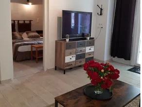 sommerhus med terrasse, grill, charmen af ​​landskabet, ideel par - Image 4