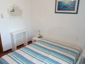 Perfect for a for a quiet relaxing vacation, very close to 2 of the best beaches - Image 5