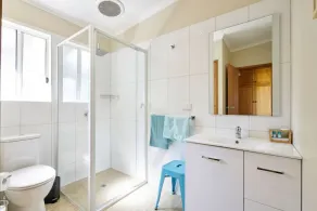 Far View - Pets, Linen, Wi-Fi, Netflix, Caravan, EV - Image 3