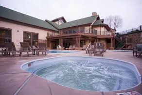 Geräumiges Familienresort nahe Titanic Museum und Dollywood mit 4 Salzwasserpools - Image 3