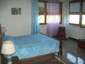 Villa Peppe casa vacanza con giardino vicino al mare ideale per piccoli gruppi - Image 3