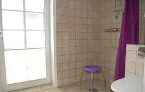 Kæledyrsvenligt hjem i Bredebro med havudsigt - Image 4