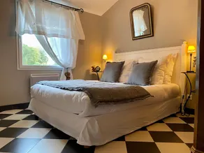 Charmantes Ferienhaus mit beheiztem Pool und WLAN - 2 Schlafzimmer - Image 3