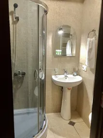 One bedroom apartment with salon - Image 2
