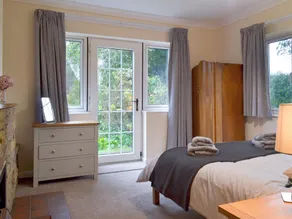 3 chambres à coucher à Heath, near Chesterfield - Image 3