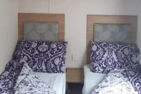 Inviting beautiful 3-Bed Caravan in Ingoldmells - Image 2