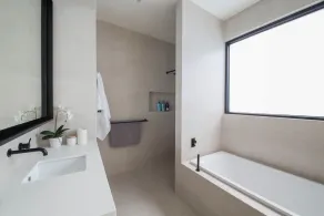 Location! Location! BLAIRGOWRIE LUXURY BEACH HOUSE - Image 4