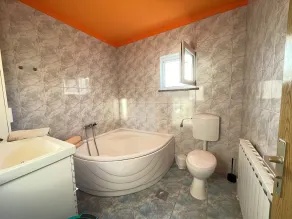 ¡Descubre la belleza natural croata, unas vacaciones perfectas en el pueblo!20 km de Makarska! - Image 2