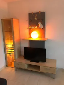 Apartamento e em um local tranquilo, com uma bela varanda, perto do Lago Constance. Messe Friedrichshafen - Image 3