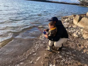 Waterfront Family Friendly Escape on Chemong Lake w/WIFI & A/C - Image 3